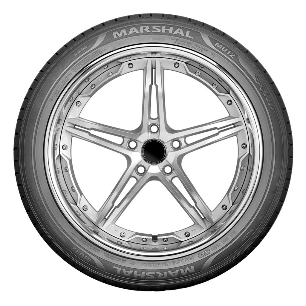Llanta P 225/40 R19 93Y Marshal Mu12