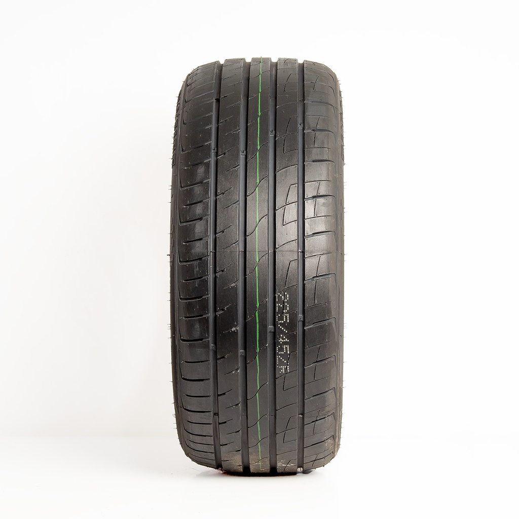 Llanta P 235/55 R17 99W Skyfire SK809