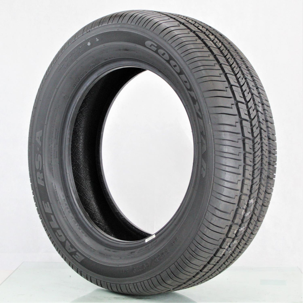 Llanta P 225/55 R17 95V Goodyear Eagle Rsa