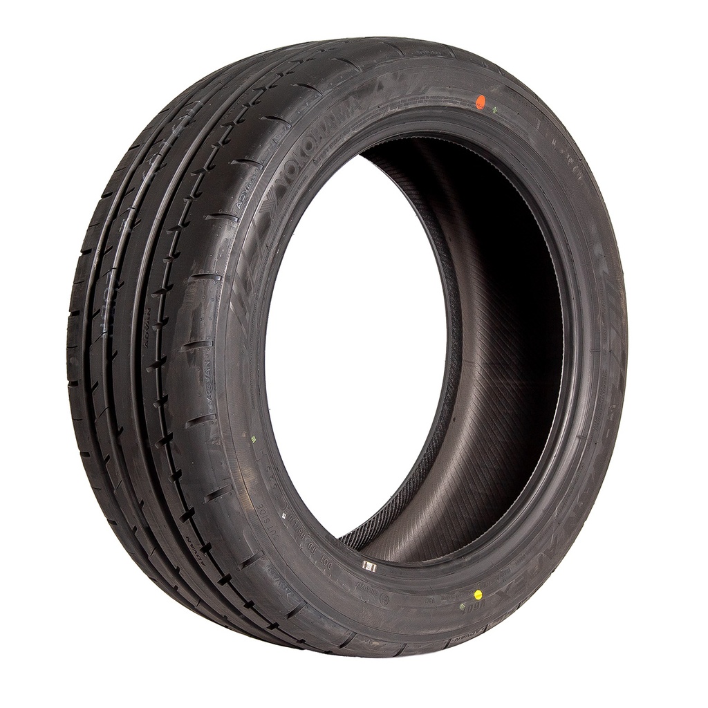 Llanta P 255/35 R19 96Y A A Yokohama ADVAN APEX V601